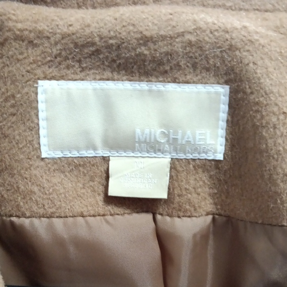 NWT Michael Kors Wool blend, belted, single-breasted, wrap trench coat. medium. - Picture 9 of 12